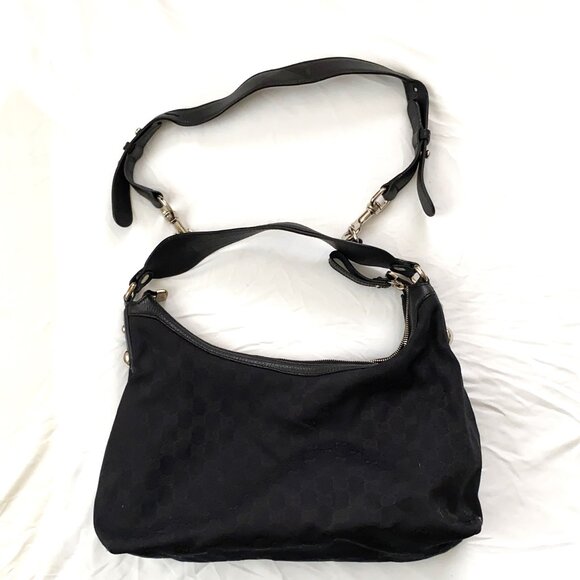 Gucci Black Shoulder Purse With Extension Strap and Accessible Zipper - Picture 2 of 12